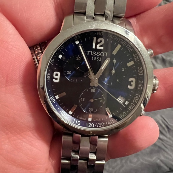 Tissot Mens watch - Picture 8 of 11